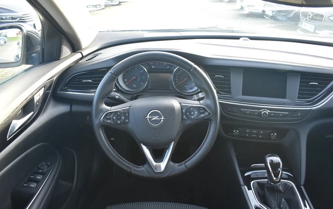 Opel Insignia cena 61100 przebieg: 59219, rok produkcji 2019 z Gryfino małe 562